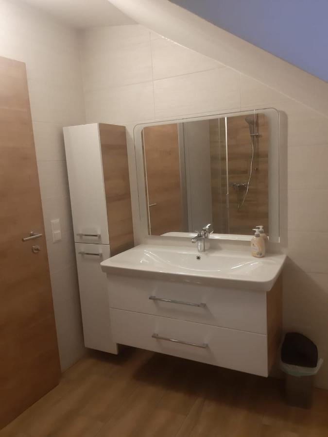 Ferienwohnung Anika Kleinlobming 外观 照片